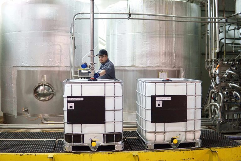 ibc container for chemical transport